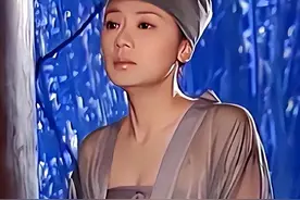 旗袍露底裤，诱惑尼姑装，这些毁三观的操作，导演你可别再作妖了图片