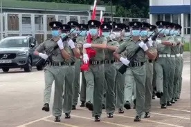 从今往后，香港警察再也不说“yes，sir”了图片
