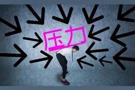 大学学费上涨，牢牢地将底层人控制住，助学政策和执行成为关键图片