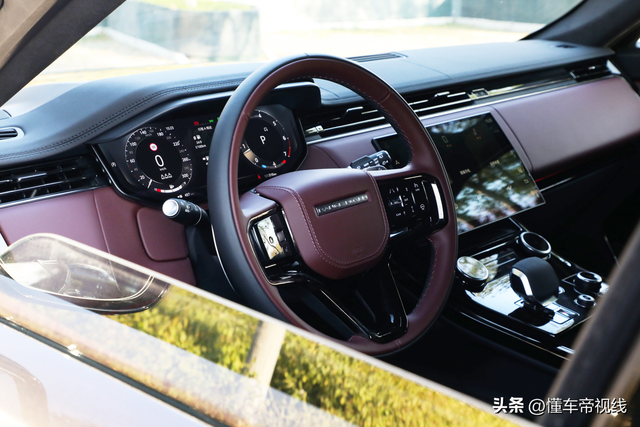 新车｜百万级SUV还能怎样平衡动感和舒适？试驾全新揽胜运动版