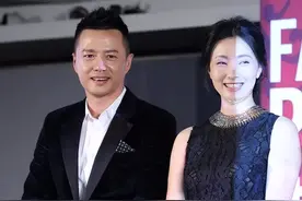 曾暗恋陶虹，段奕宏出席红毯被嘲，“影帝”竟然落到如此地步！图片