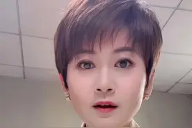 咚咚咚！一小区居民被每天“免费叫醒”，原来是啄木鸟啄墙…#新闻 #抖音小助手 #动物视频封面