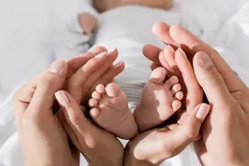 四川省宣布生育取消结婚限制，非婚生育合法化是好是坏？图片