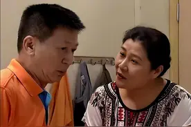 75岁“鸡公福”林星云：戏内娶小35岁的玉嫂，现实中的妻子也很美图片