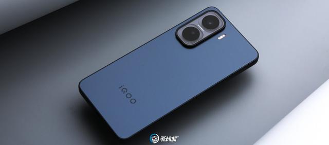 甜点配置，iQOO Neo11评测：2599元起的2K屏骁龙8E+7500mAh电池