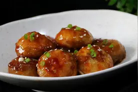 蘑菇配什么菜最好吃？分享5种做法，顿顿吃光盘，家人直夸手艺好图片