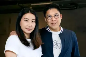 嫁入豪门的郭晶晶：生3娃被霍家奖励13亿，如今工人妈妈跟着沾光图片