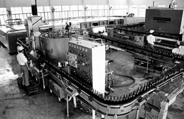 一亿米的巨人美女是谁 一亿米的巨人美女古风