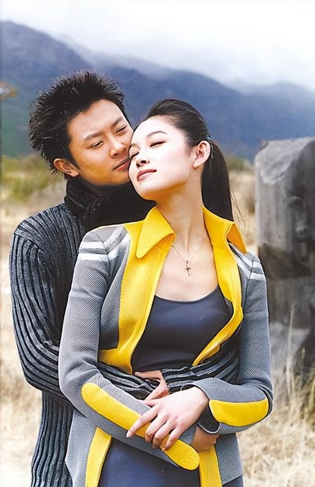 印小天与哈林娜离婚5年:他在悲痛中送走父亲,她单身带着儿子