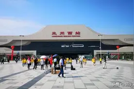 甘肃与陕西的辖区调整，陕西省的40多个县，为何划给了甘肃省？图片