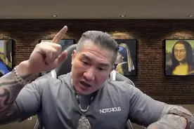 台湾网红“馆长”拍桌飙骂30分钟：民进党选举死定了图片