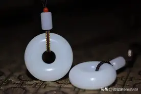 小孩子适合戴什么玉吊坠图片