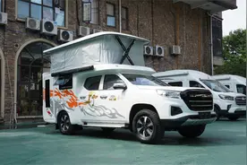 无惧限高，四驱越野！长安升顶皮卡房车，带你解锁诗和远方！图片