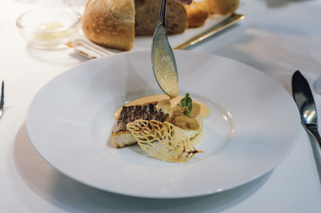 酒店花胶汤多少钱一碗 2025年酒店花胶汤的做法大全