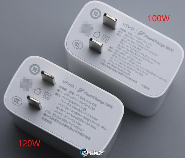 甜点配置，iQOO Neo11评测：2599元起的2K屏骁龙8E+7500mAh电池