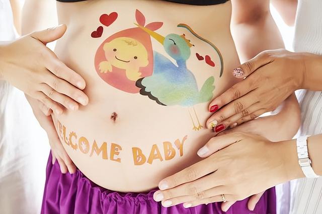 怀孕要喝孕妇奶粉吗？3类孕妈不能喝，3类孕妈喝了才对胎儿发育好
