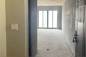 惠州司法拍卖： 惠州大亚湾西区石化大道西66号卓越东部蔚蓝海岸花园蔚蓝北区18栋一单元24层02号房图片