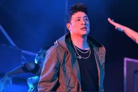 《披哥2》30位哥哥拼了，狂瘦26斤、8块腹肌，个个不油腻图片