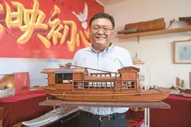 “非遗”在唐山丨环渤海古船模复原代表性传承人张鼎：一艘艘古船从历史长河中驶来图片