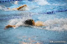 游泳时抽筋如何自救？这些措施一定要记牢图片