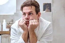 大便长期拉不出来？医生教你两个小方法，助你轻松排便图片