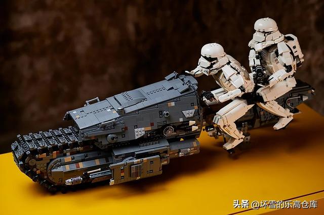 低配星战飞艇激战桥段复刻——乐高75250帕萨纳飞艇追击