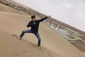 胡金秋—从新疆农村到CBA最有价值球员图片