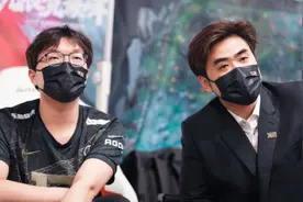 TES憾负RNG，1张“UZI背影图”火了，后UZI时代，GALA口碑远超JKL图片