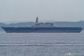 日本出云号航母跟着辽宁号航母跑12天，已经返航图片