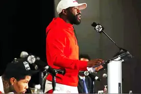 拳王梅威瑟：我早就发现约书亚存在缺陷，建议他进行调整图片