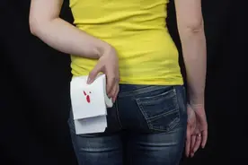 肛门外的小肉球、小肉疙瘩是什么？“元凶”可能有5个，保持警惕图片