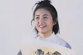 黄磊真把张子枫当女儿还是立人设？老婆来后一个小细节就暴露真相图片
