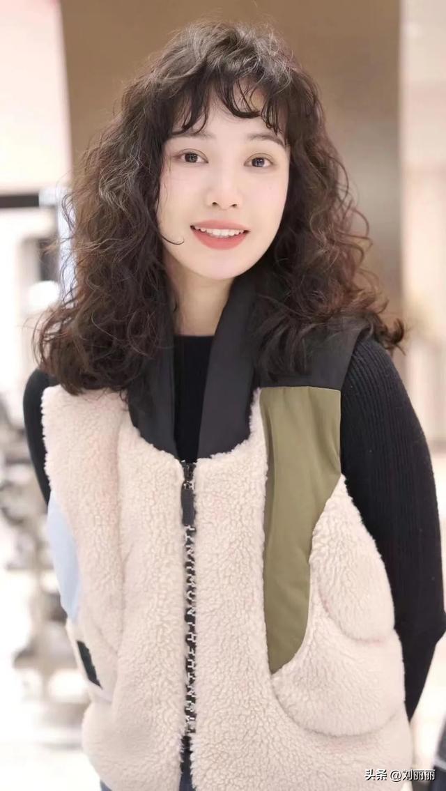 怎么让头发变直的方法,烫发失败怎么恢复直发,烫发后每天怎么打理