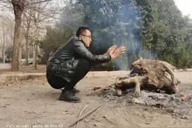 亲生母亲去世，四个子女拒不参加葬礼，反而把自己的舅舅给告了图片