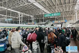 ​一路向“黔”！千里铁道线上返黔客流高峰背后流动的黔浙“山海情”图片