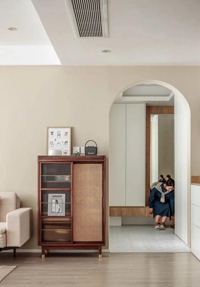 141㎡二手房保姆级改造,这样如秋般温暖的家,太舒适了