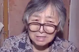 儿子欠下75万离家出走，60岁退休女教师卖命打工，7年后全部还清图片