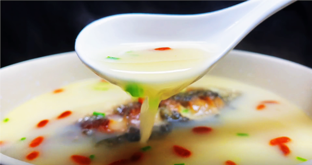 鱼鳞逆鳞图片