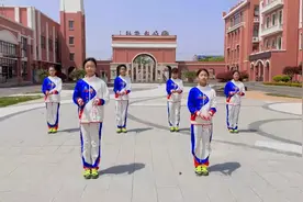 跳绳版《本草纲目》惊现新区校园图片