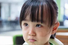 我跟继女的相处模式：搞清楚，我不是你亲妈图片