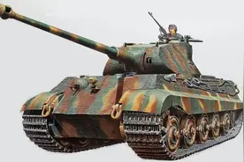 百兽之王 ：德国“虎王”重型坦克从军事模型中了解历史图片