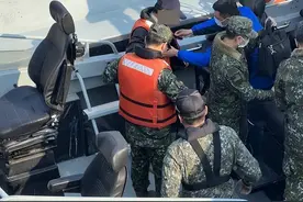 “台军”士兵拒绝回台，大陆允许家属探望，网友：都别走了图片