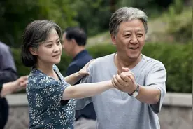 人到中年，可以孝顺父母，但要立下四条规矩图片