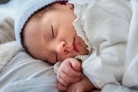 出生时报“几斤几两”，是暗示宝宝智商高低？家长要了解原因图片