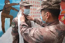 又是一季退伍季图片