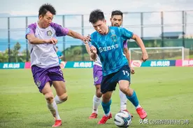 1米84！34岁后卫加盟中超升班马，踢过亚冠联赛，身价曾高达6千万图片