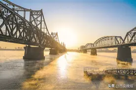 走进丹东：红色东方之城屹立鸭绿江畔图片