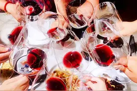 烟草局的待遇好吗？朋友酒后吐真言！图片