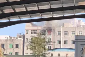 枫溪一自建房因烧香引发火灾，冬季家庭用火用电要小心！图片