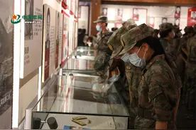 新疆军区组织新聘文职人员岗前培训图片